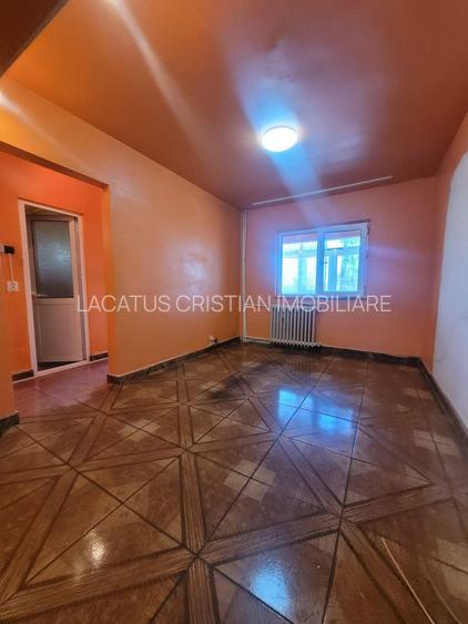 EXCLUSIVITATE APARTAMENT 3 CAMERE SEMIDECOMANDAT CONFORT 1 ZONA INEL 2 - 5