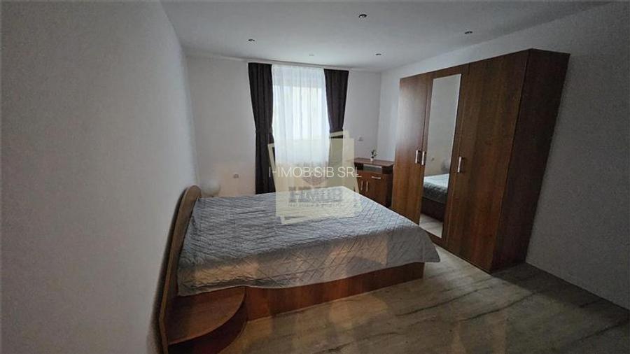 Casa cu 5 camere 2 bai garaj si 460 mp teren in Turnisor - 8