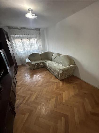 3 camere decomandate cu centrala etaj 1 si 2 balcoane - 2