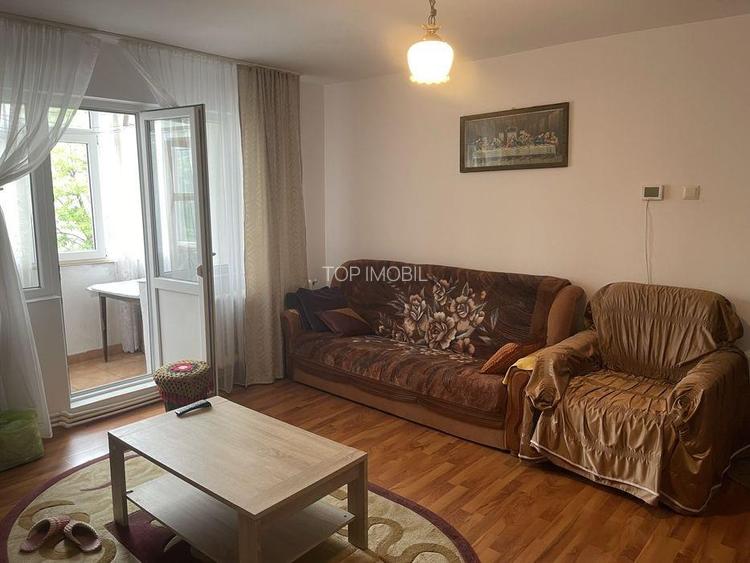 Zimbru - Alexandru , 3 camere mobilat si utilat, balcon inchis - 2