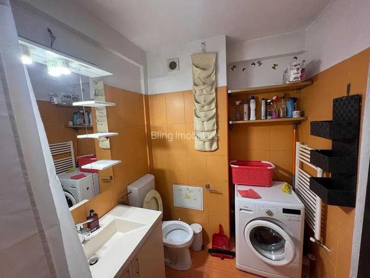 Apartament cu 2 camere, 50 mp, etaj intermediar, cu parcare, zona Petrom - 5