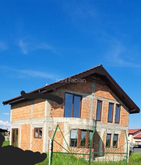 Vand casa individuala cu etaj - 13