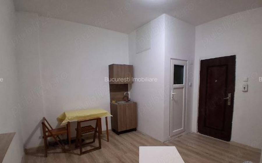 Garsoniera,B-dul Magheru,Romana Metrou,et.3/7,mobilata,utilata - 2