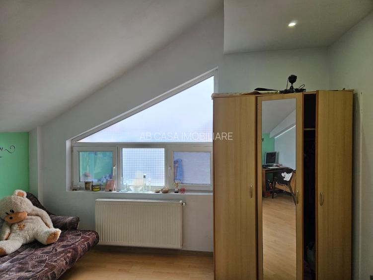 Casă individuală 7 camere, P+E+M, 2000, Timișoara, zona Dâmbovița, comision 0% - 25