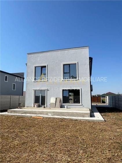 Vila individuala - 5 camere - 3 bai - teren 428mp - pod - beci - 5