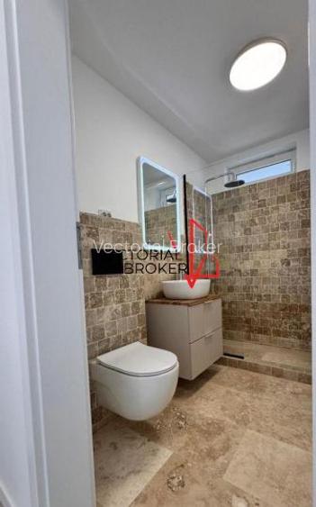 3 camere decomandat, revovat integral  Bld.Ferdinand - 5