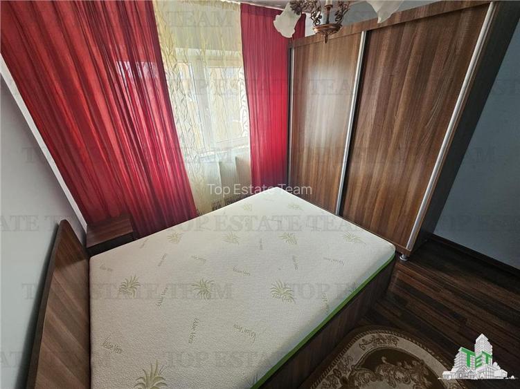 Apartament 2 camere etaj 4/4 curat si luminos - Poarta 6, Constanta - 5