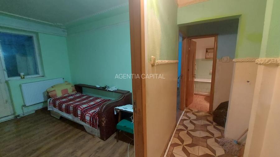 Apartament cu 3 camere Micro 38, stradal - 4