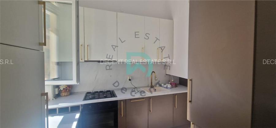 Apartament  la casa 3 camere, Bd. 15 Noiembrie - 9