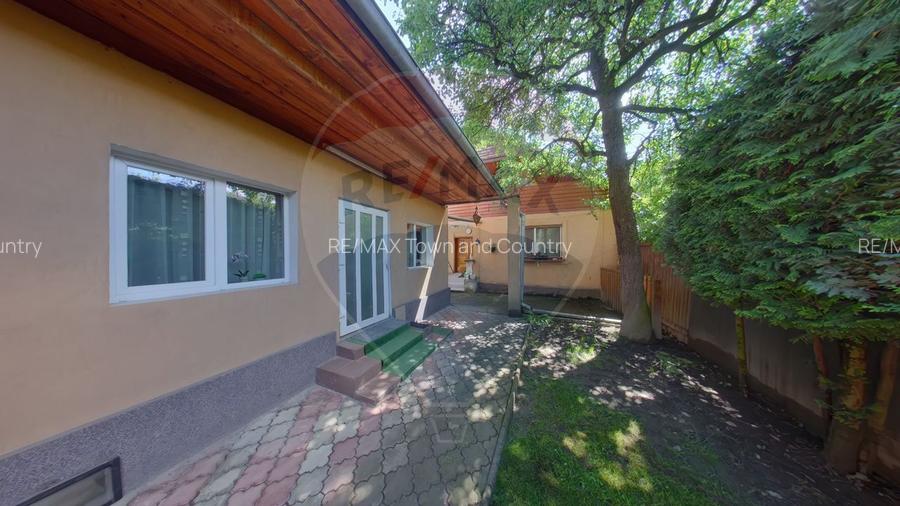 Casa / Vila cu 3 camere de inchiriat in zona Sud-Vest - 2