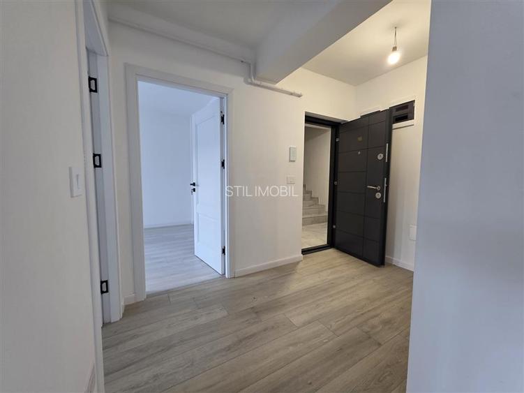 Apartament 2 camere - Etaj 1, balcon închis - Str. Soarelui, Păcurari - 2