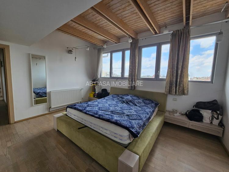 Penthouse 136 mp plus garaj dublu, Complexul Studențesc, comision 0% - 10