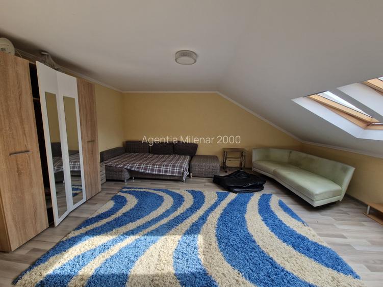 pe Calea Bogdaneștilor vecin Hotel - 8