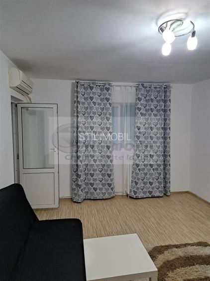 Apartament - 3 Camere Nicolina - 555 euro - 2