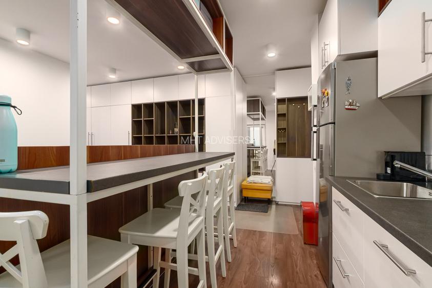 Ghica Plaza, 2 camere + birou, 2 bai, etaj 3/4,  parcare - 2