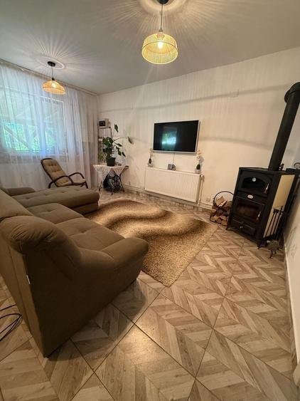 | Casa tip Vila 105 mpu Prunaru-Bujoreni Tr- curte proprie 500 mp |