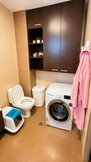 Apartament Modern De Vanzare | 2 Dormitoare | Parcare | Balcon x 2 | Etaj 2/3