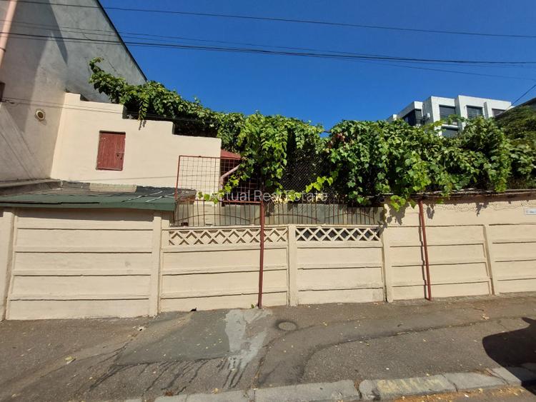 CASA 3 CAMERE  |  CENTRAL  |  CASA DE CULTURA - 6