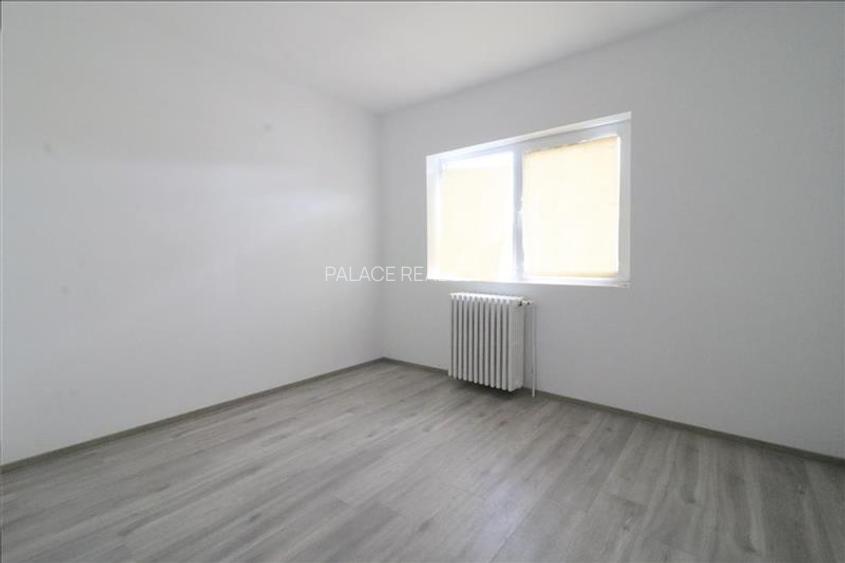 Apartament 2 camere PALAS MALL - 12