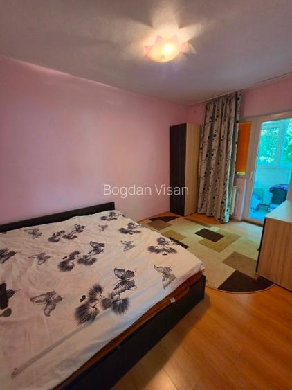 Apartament 4 camere, decomandat, liber!  - 11