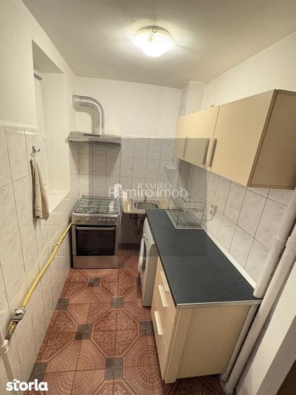 2 camere decomandat - Str. Reșița, zona Huedin - 9