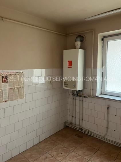 PROPRIETAR-Vand apartament 3 camere, Onesti - 6