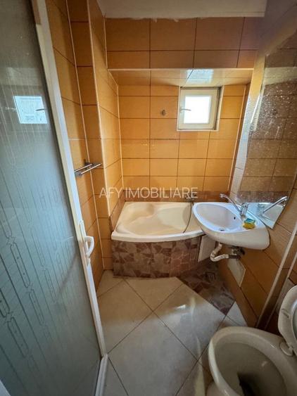 Inchiriez apartament nemobilat 4 camere Pantelimon - 8