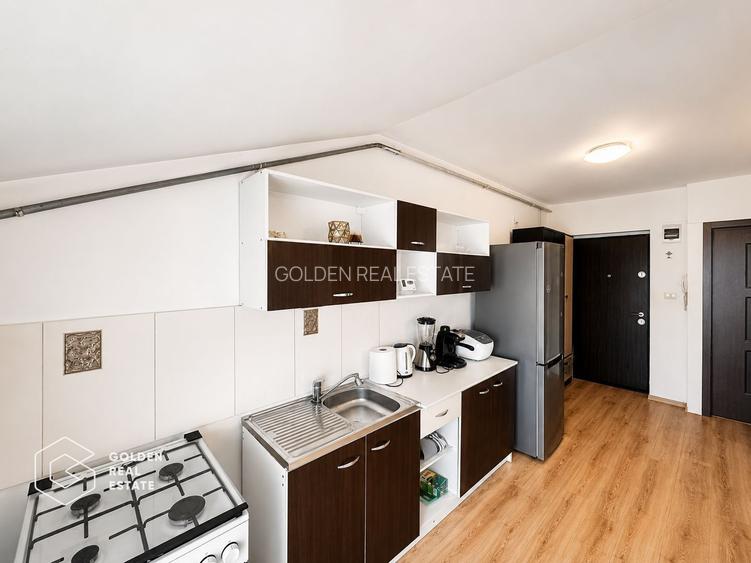 Apartament 2 camere, zona Parneava, etaj 3, centrala proprie, loc parcare - 15