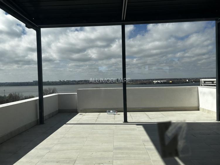 Penthouse spectaculos la intrare în Mamaia - 8