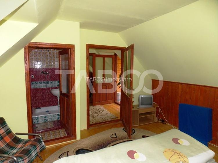 Pensiune la cheie 13 camere  15 locuri parcare si teren 3000 mp - 47