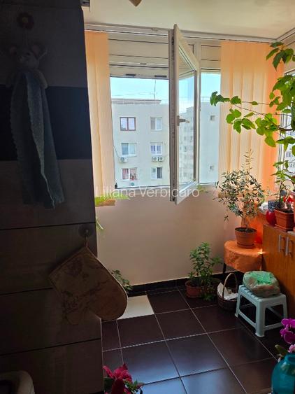 Inchiriez Apartment 3Camere - 4
