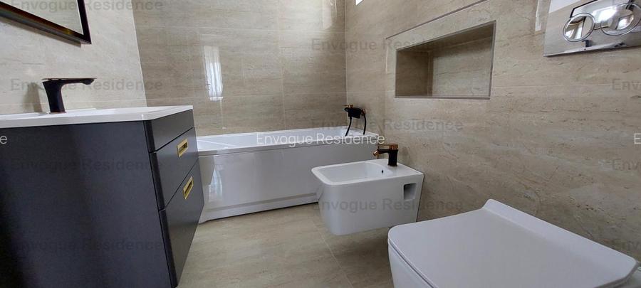 Vanzare apartament 5 camere - 14