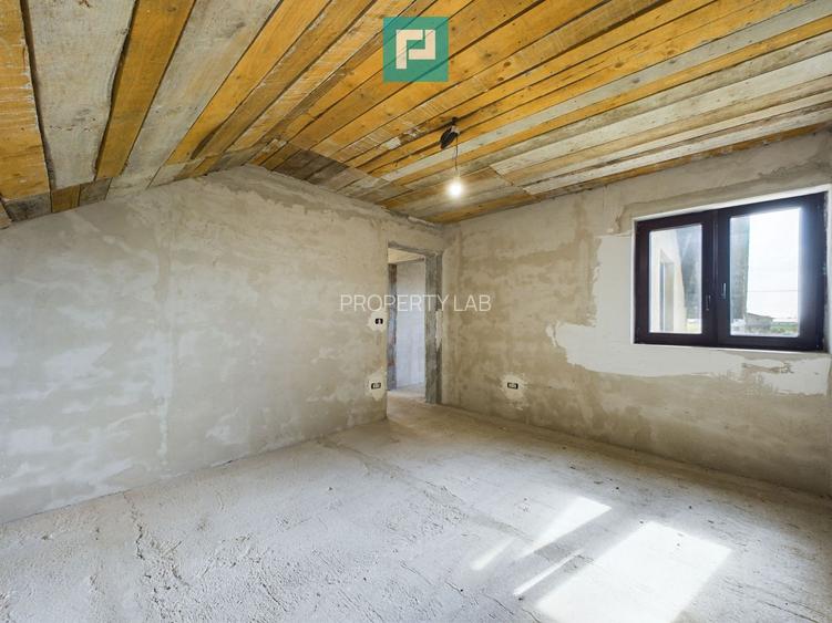 Casă la gri în Livada - 9