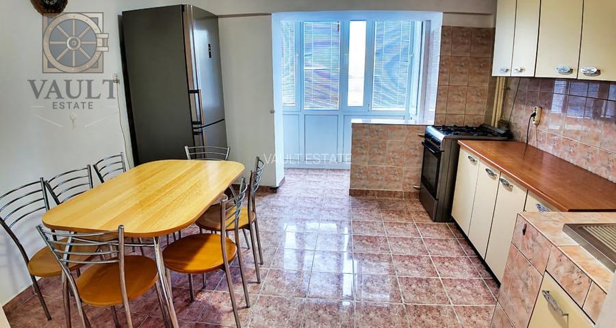 Apartament 4 camere - 300 m metrou Unirii - 5