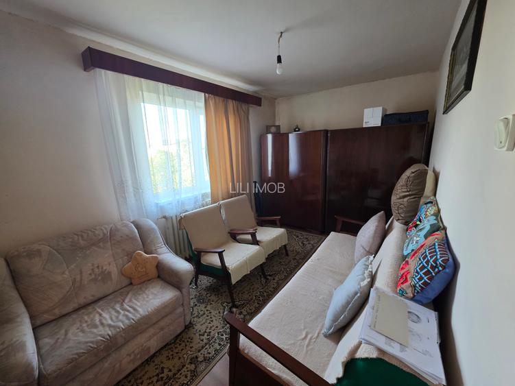 Vand apartament 3 camere Gojdu - 10