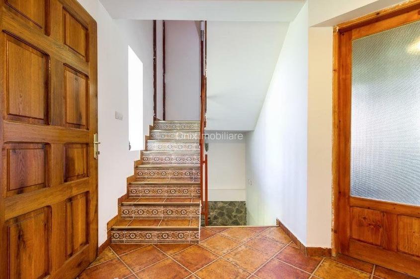 Vila deosebita cu 7 camere si 5 bai, 4290 mp teren, vedere panoramica – Valea Do - 16