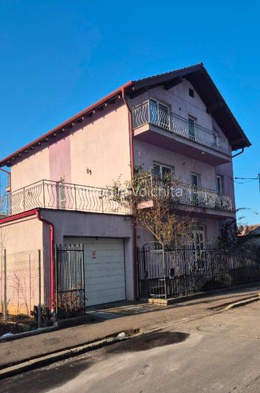 Casa de vanzare in Oradea zona Rogerius - 4