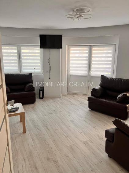 Apartament 3 camere de vanzare in Decebal - 23