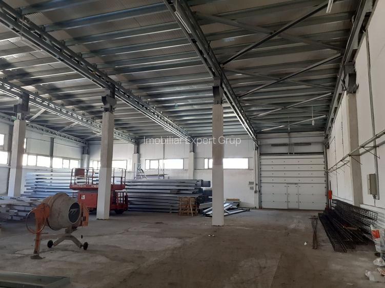 Hala renovata situata in zona Progresul - 2