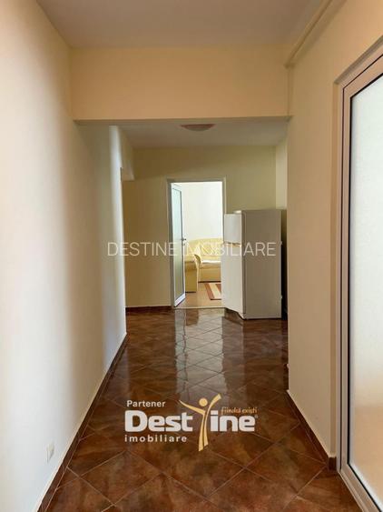 Inchiriez apartament 4 camere in zonǎ centralǎ, Piatra Neamt - 8