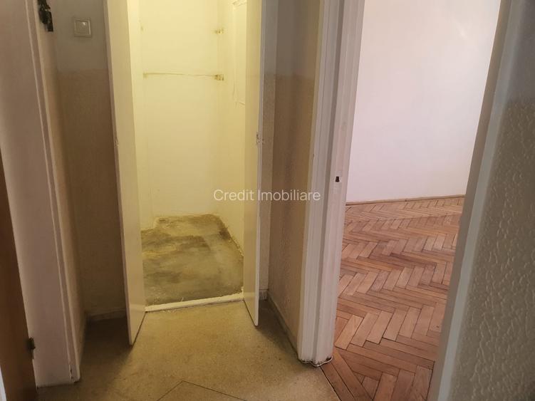 Va oferim spre vanzare aprtament 3 camere et1, zona centrala Predeal - 10