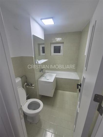 3 camere decomandat, Mobilat, zona GARII - 8