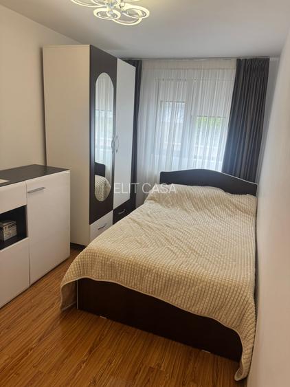 Apartament cu 2 camere, LOC  PARCARE INCLUS IN PRET,decomandat, zona Tatarasi - 4