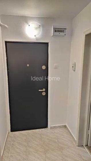 1 CAMERA DECOMANDAT - MOBILAT SI UTILAT - ZONA GARA - 8