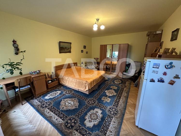 Spatiu 550 mpu pretabil clinica sau cladire birouri zona Lupeni Sibiu - 11