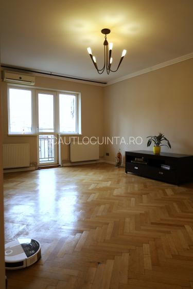 Apartament 3  Camere Metrou Universitate 5' | Metrou Unirii 5' |   - 8