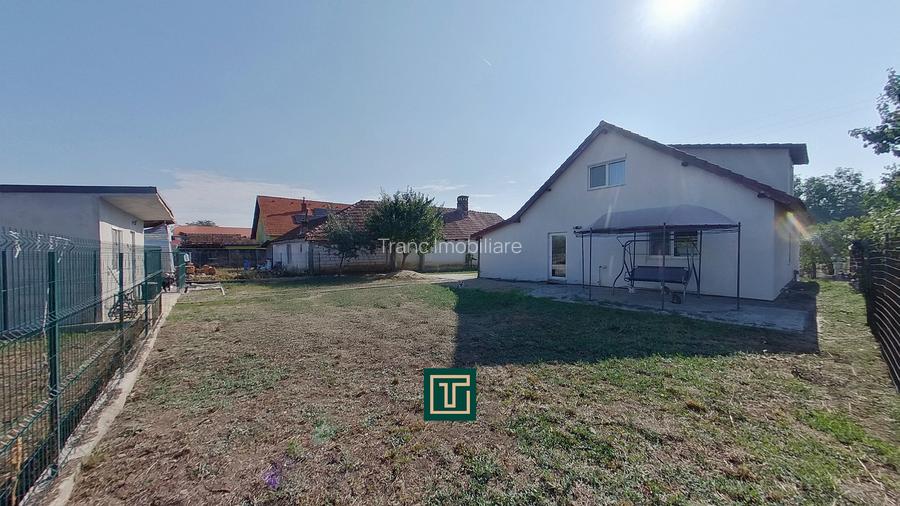 Casă nouă mobilată modern, la cheie, cu 5 camere, cu fotovoltaice, în Vinga - 7