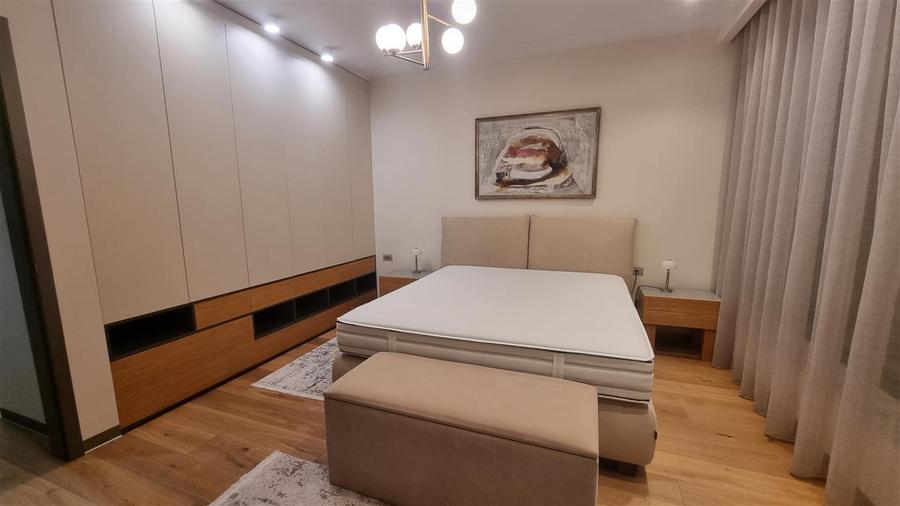 Apartament premium de 3 camere la vila zona Drumul Poienii