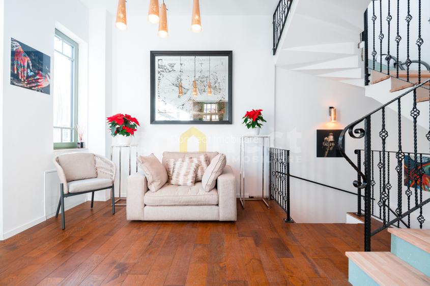 Vila / Casa de vanzare in Andrei Muresanu 2 unitati locative - 18