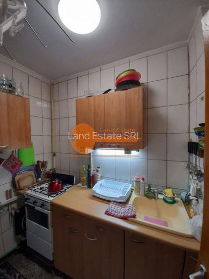 Garsoniera la 4 minute de Metrou Lujerului - 3